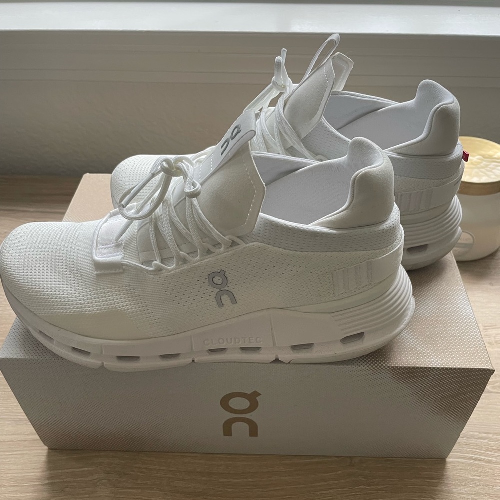 Excellent condition!! Cloudnova Sneakers 👟